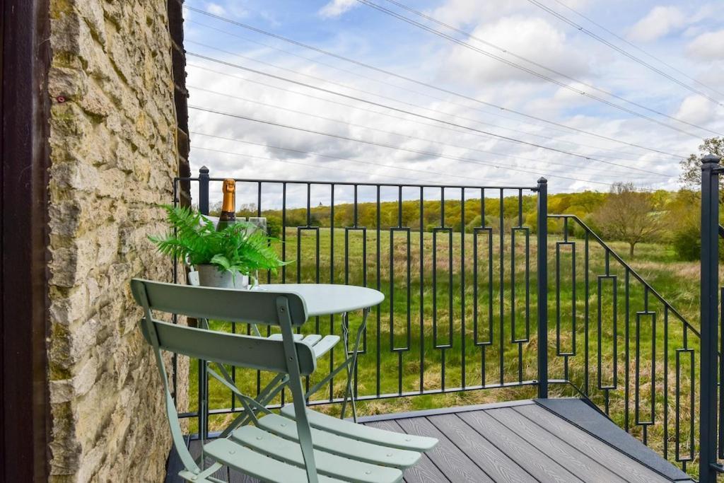 The Lookout At Cloatley Meadow Apartment Hankerton Екстериор снимка